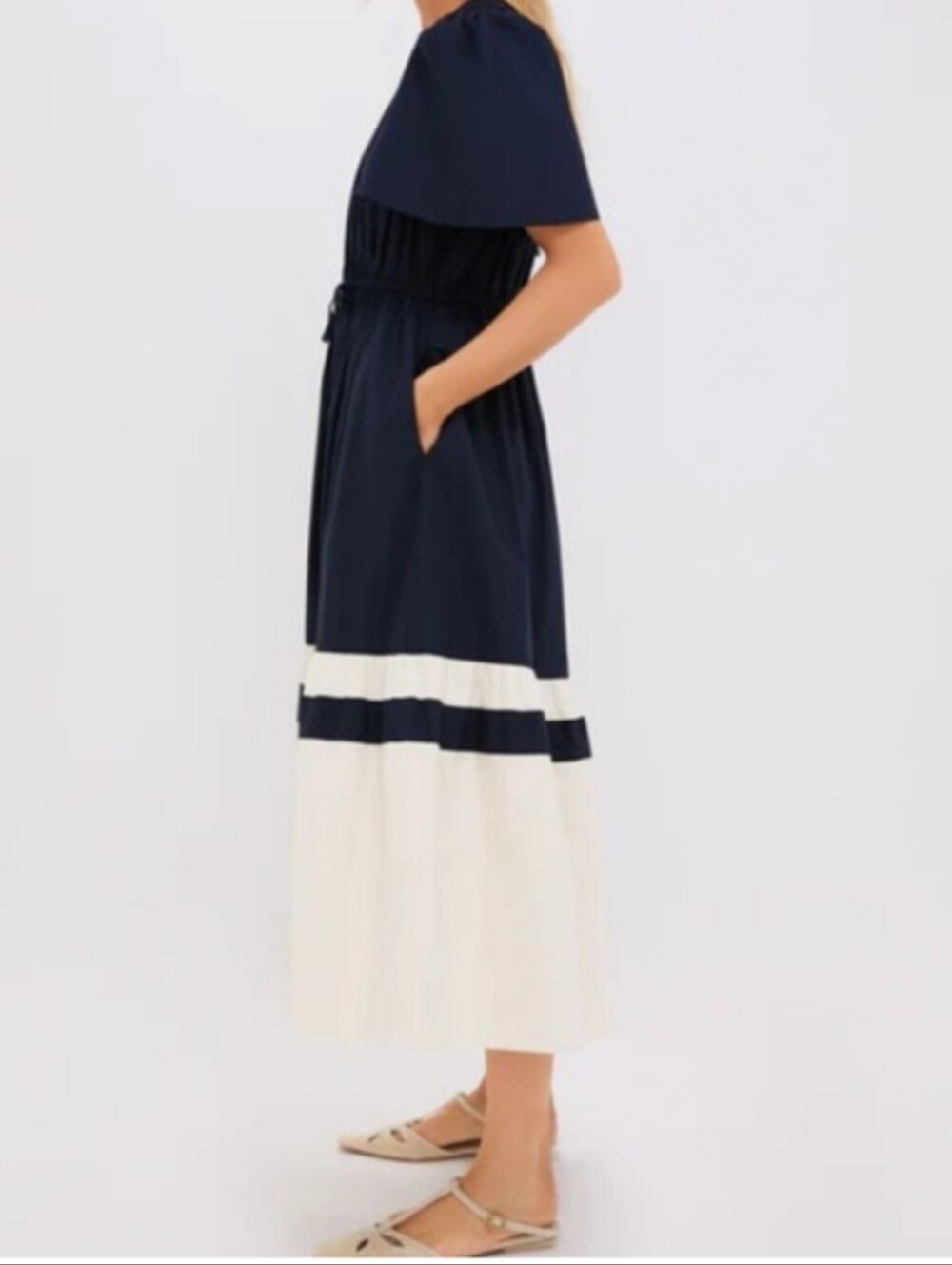 Tuckernuck Navy and Cream V-Neck Midi Dress with Puff Sleeves - Picture 3 of 12